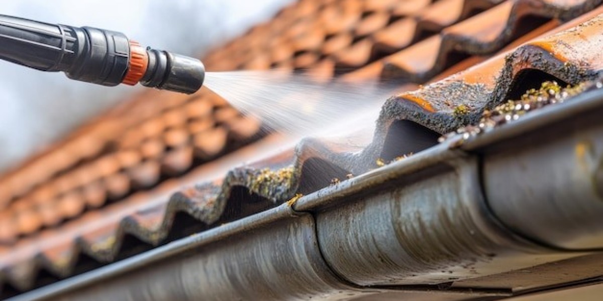 The Benefits of Concrete Cleaning for Your Home’s Value and Aesthetic Appeal